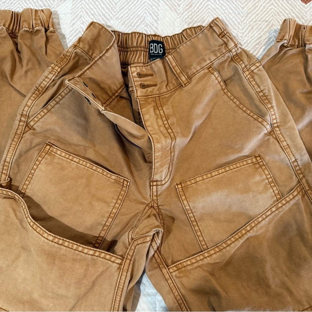 BDG Urban Outfitters 100% Cotton Canvas Tan Jogger Style Utility Pants